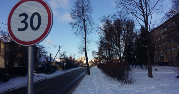 Po viešumoje pasirodžiusio eismo įvykio detalių Kauno miesto valdžia pasirūpino  gatvių ženklinimu