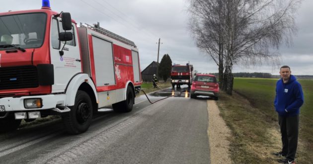 Ūkininkas Kauno rajone patręšė naują asfaltą, gali tekt susimokėti