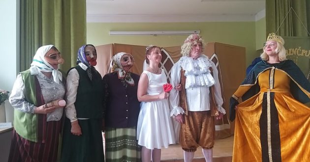 Liučiūnų lėlių teatro „Žibinčius“ spektakliai- atgaiva Kauno rajono gyventojams(video)