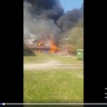 Internete išplatintas video apie žaibišką gaisro išplitimą sodyboje(video)