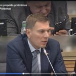 Seimas: kol vieni pasisako,kiti Seimo nariai naršo facebooke(video)